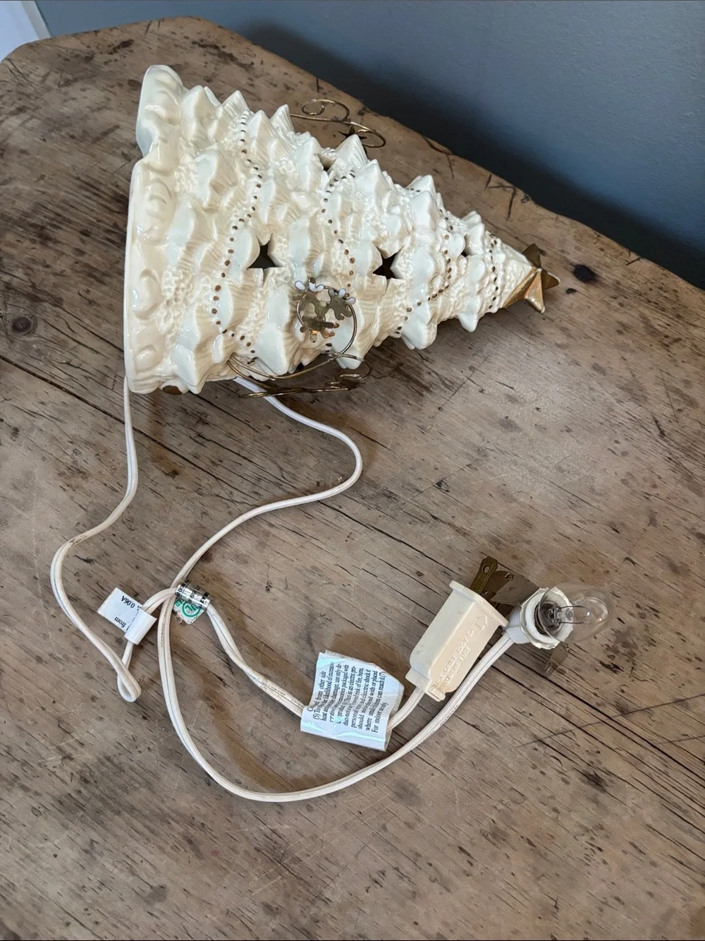 Vintage lighted ceramic